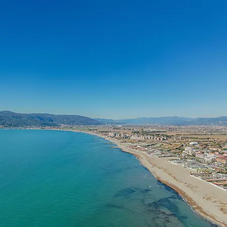 Ilaria By Interhome Apartment Marina di Massa